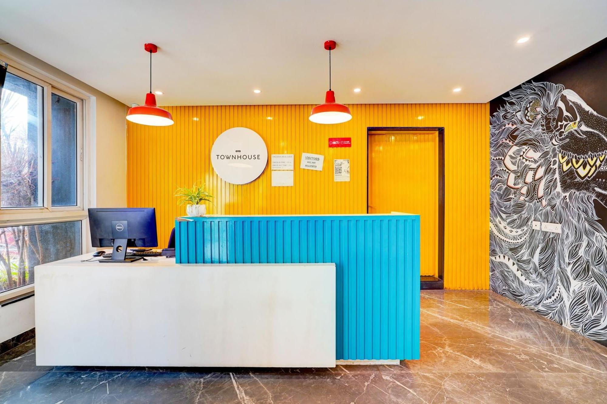OYO 14203 Chetana Inn Bangalore Bagian luar foto