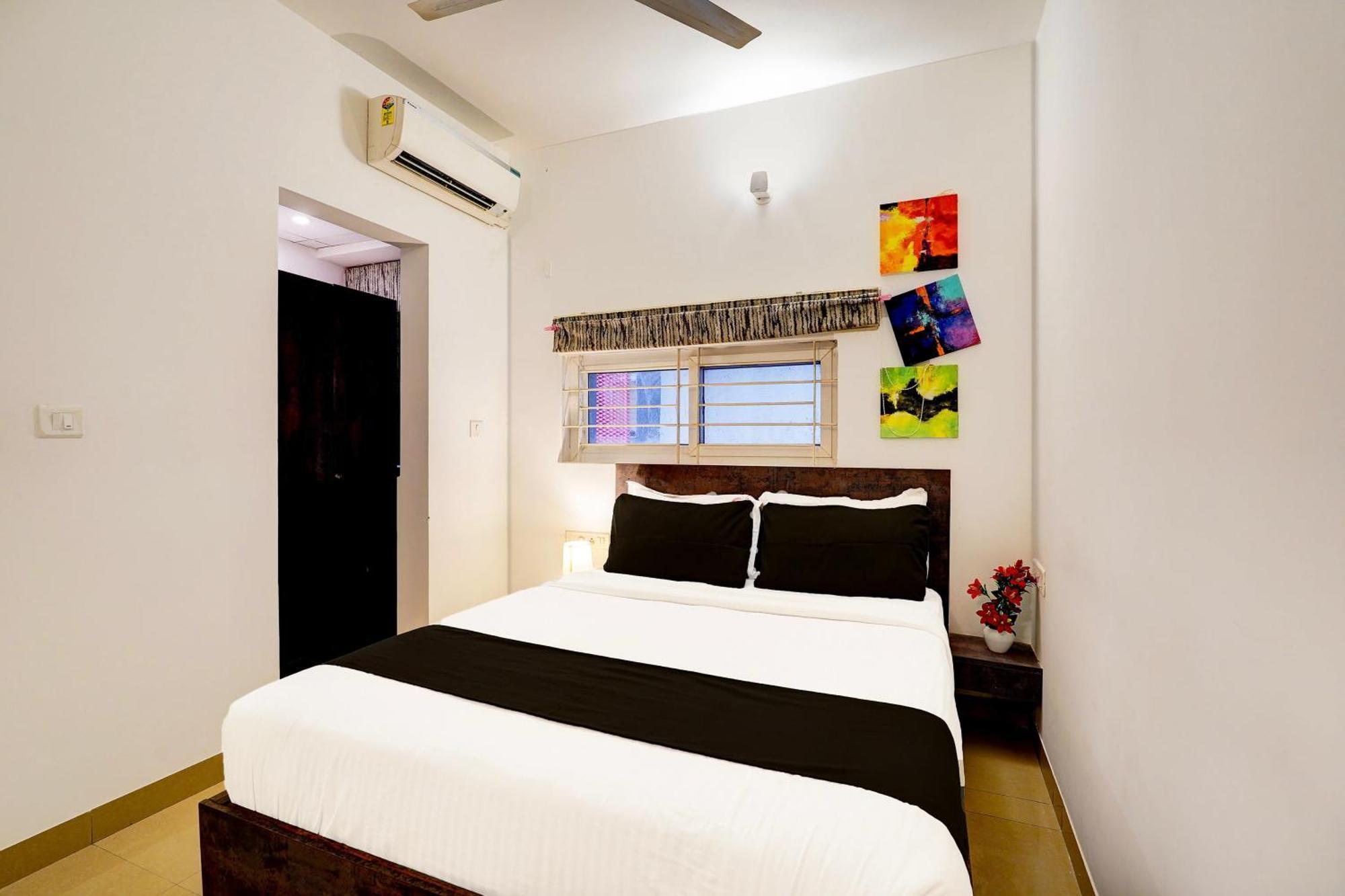 OYO 14203 Chetana Inn Bangalore Bagian luar foto